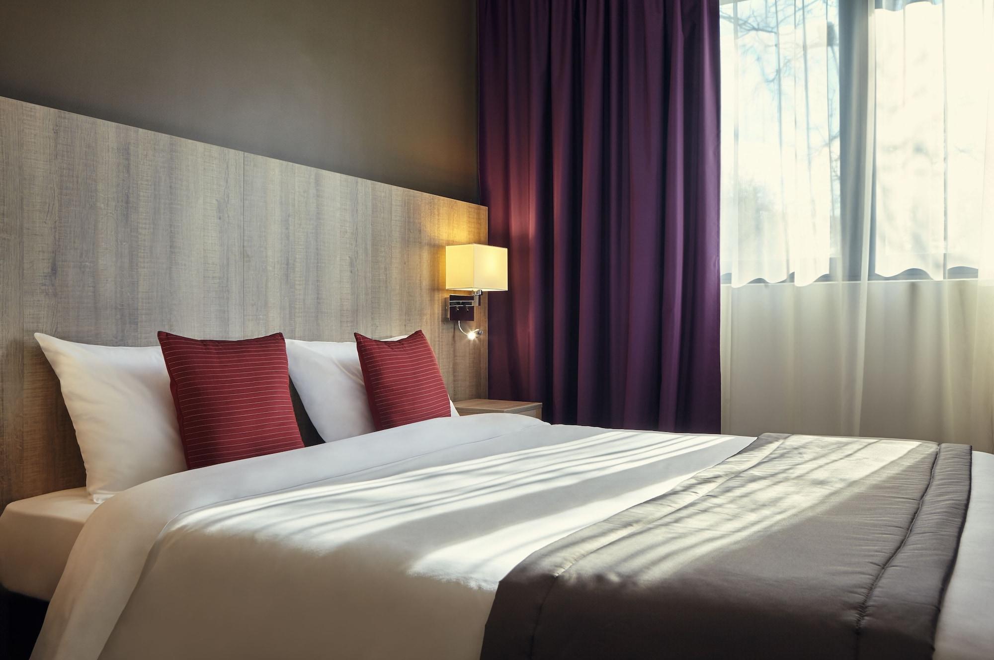 Mercure Versailles Paris Ouest Eksteriør billede