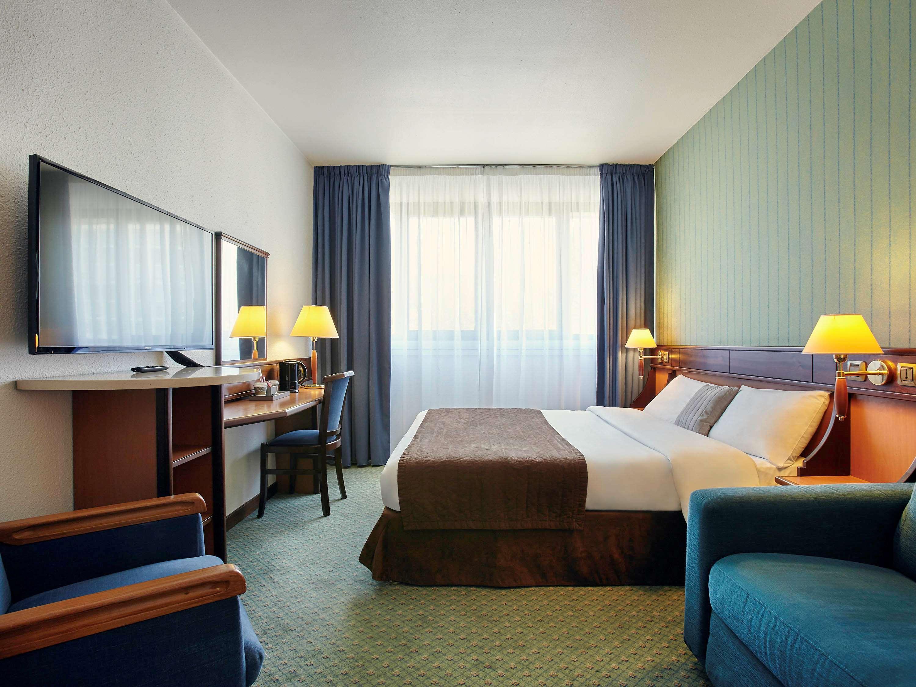 Mercure Versailles Paris Ouest Eksteriør billede
